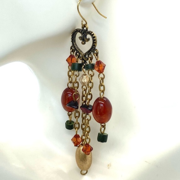 Vintage Styled Dangle Earrings! - Picture 8 of 10